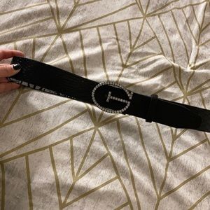 Guess belt